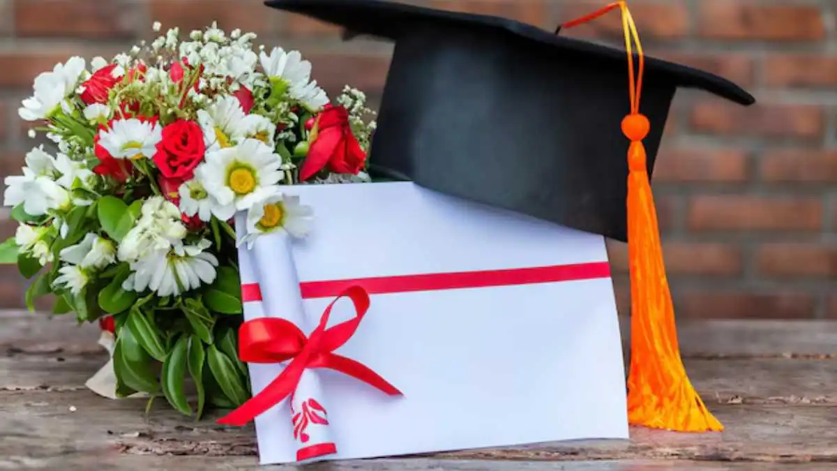 Cheers to Success of Your Dear Sister: 60+ Heartfelt Graduation Wishes for Sister!