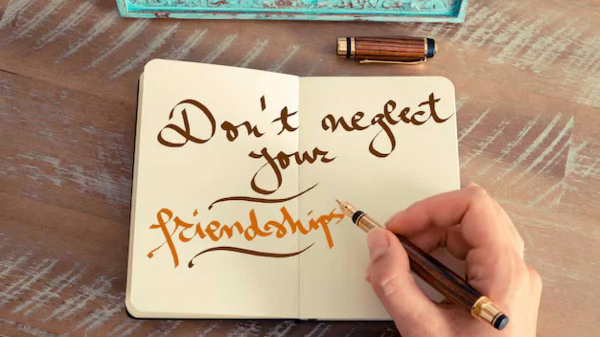 80+ Emotional Friendship Messages & Quotes